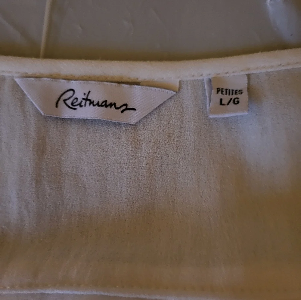 Reitman Blouse, Size P Large - Picture 4 of 5